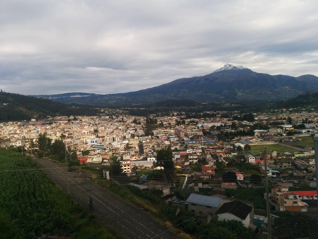 Hostal Curinan Otavalo Εξωτερικό φωτογραφία