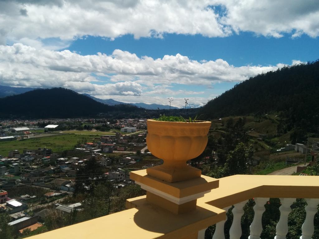 Hostal Curinan Otavalo Εξωτερικό φωτογραφία
