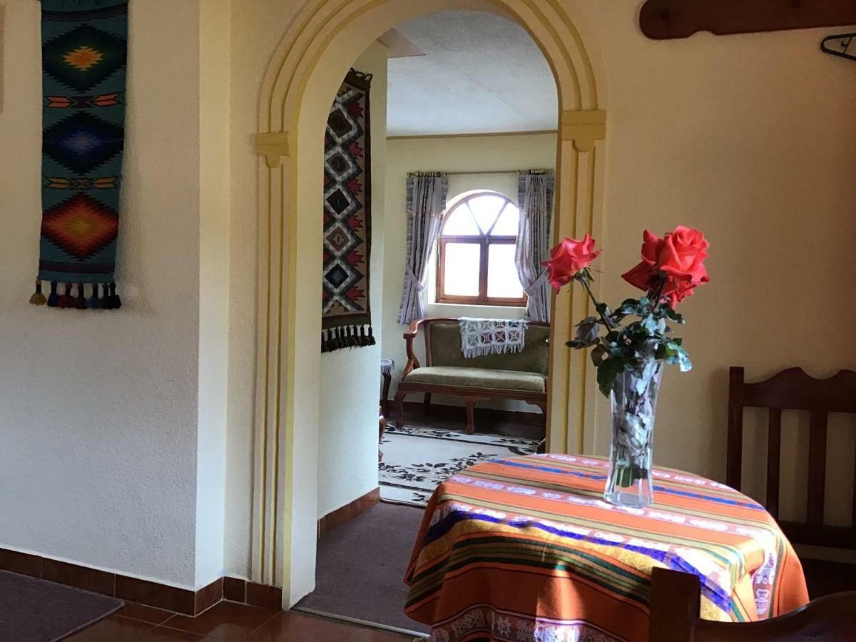 Hostal Curinan Otavalo Εξωτερικό φωτογραφία